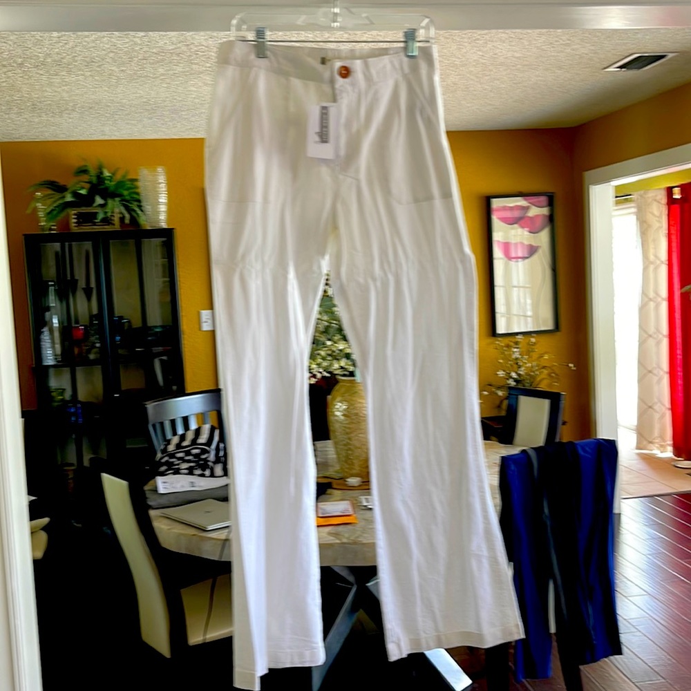 White linen pants from Nordstrom never worn with tags on